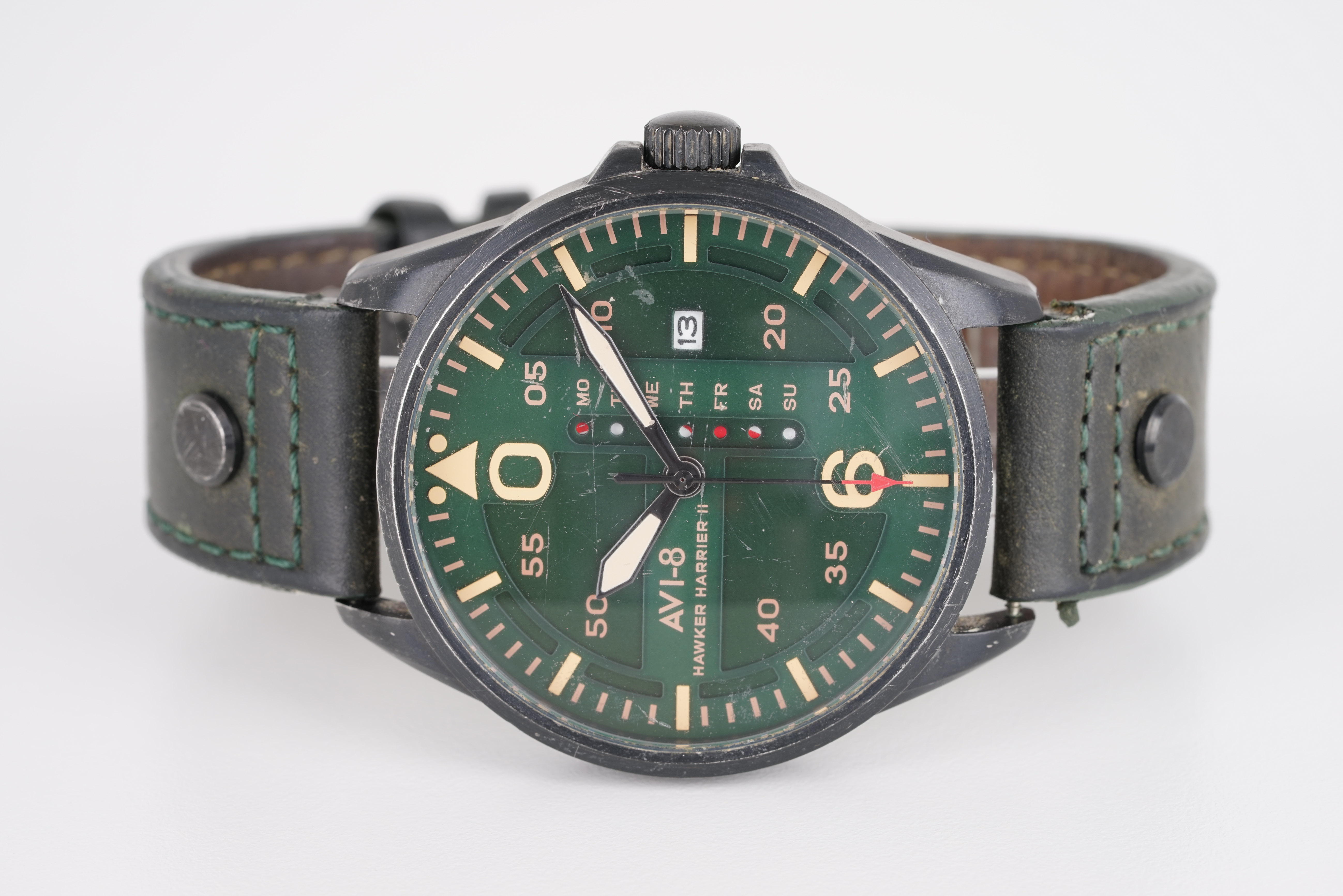 GENTLEMENS AVI-8 HAWKER HARRIER II WRISTWATCH, circular green dial with beige stick hour markers and