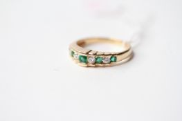 Diamond & Emerald Ring, stamped 14ct yellow gold, size N, 3.28g.