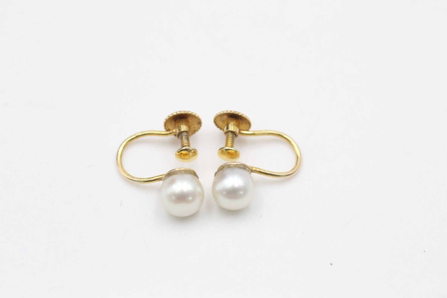 2 x 9ct Gold earrings inc. pearl, screw back 5.3 grams gross - Image 3 of 7