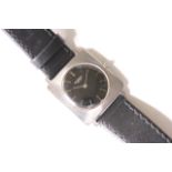 VINTAGE UNIVERSAL GENEVE WRIST WATCH, circular black dial with baton hour markers, 28mm square