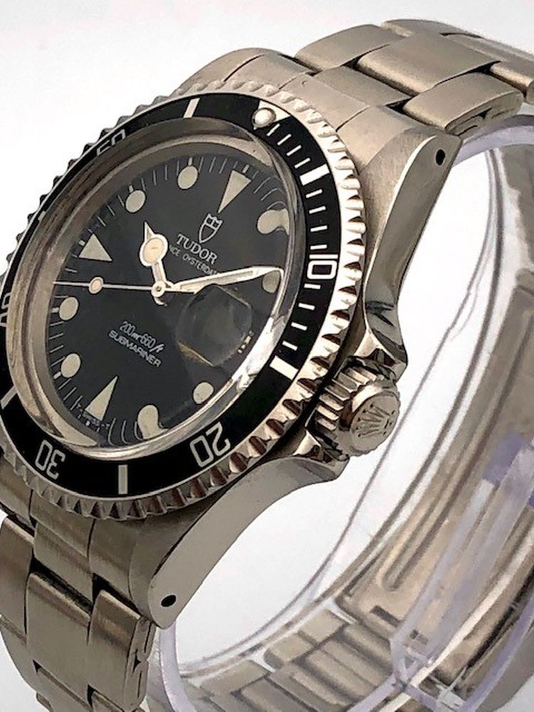 RARE TUDOR SUBMARINER WRISTWATCH REF 76100 W/FULL COLLECTORS SET, an original and rare 76100 Tudor - Image 9 of 18