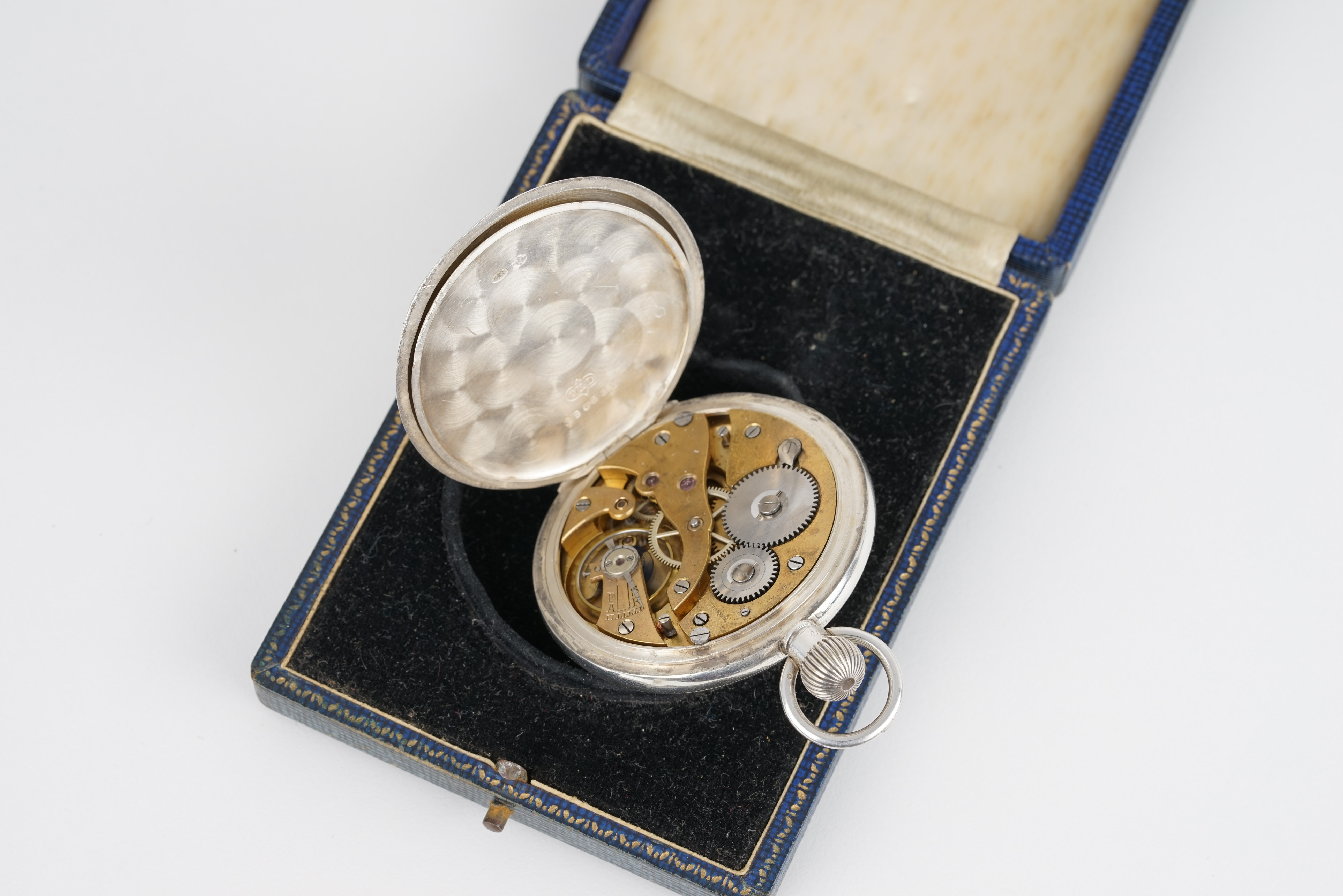 ANTIQUE WILSDORF & DAVIS STERLING SILVER POCKET WATCH CIRCA 1919, circular white dial with arabic - Image 3 of 3