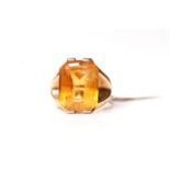 Vintage Large 9ct Citrine Set Ring, 15x12mm rectangular cut citrine, 9ct mount with split shoulders,