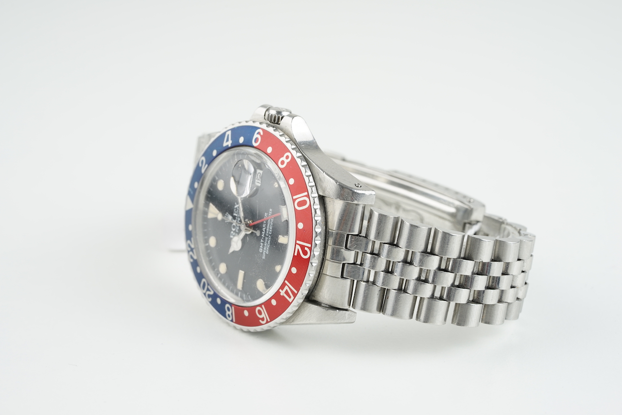 GENTLEMENS ROLEX OYSTER PERPETUAL DATE GMT MASTER PEPSI WRISTWATCH W/ BOOKLETS & GUARANTEE REF. - Image 4 of 5