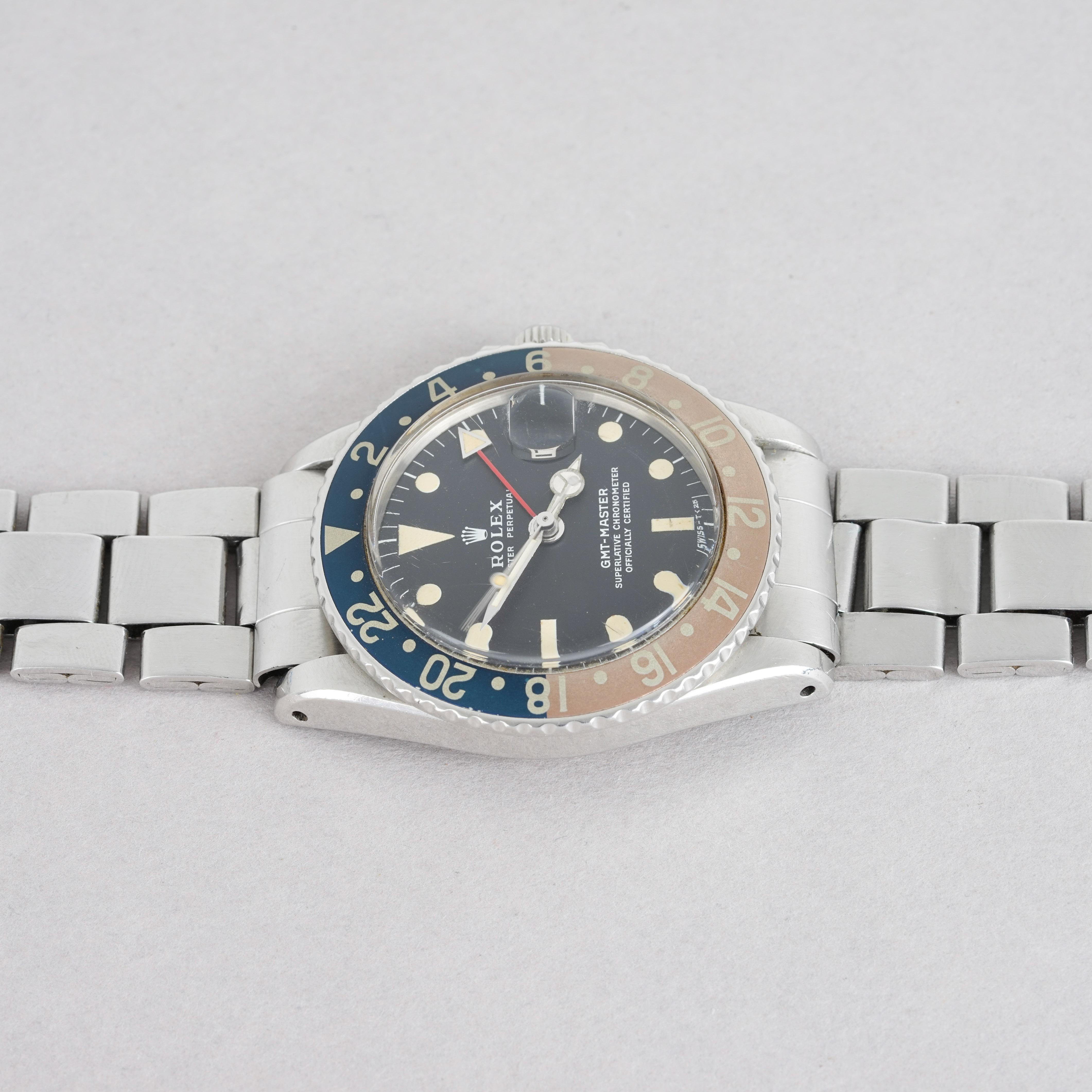 GENTLEMENS ROLEX OYSTER PERPETUAL DATE GMT MASTER PEPSI WRISTWATCH W/ BOX & GUARANTEE REF. 1675 - Image 4 of 4