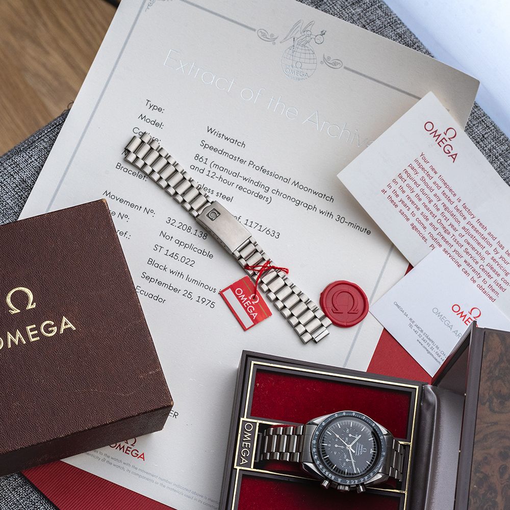 GENTLEMAN'S VINTAGE OMEGA SPEEDMASTER PROFESSIONAL ST 145.022, SEPTEMBER 1975 WITH BOX AND EXTRACT + - Image 4 of 13