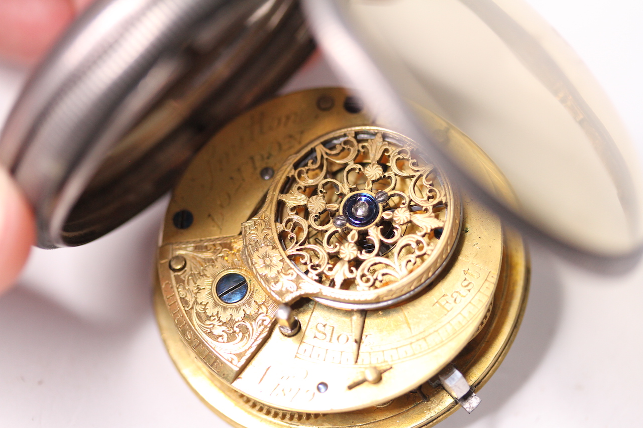 VINTAGE ENGLISH VERGE POCKET WATCH WITH WINDING KEY CIRCA 1800s, circular cream dial with roman - Image 5 of 6