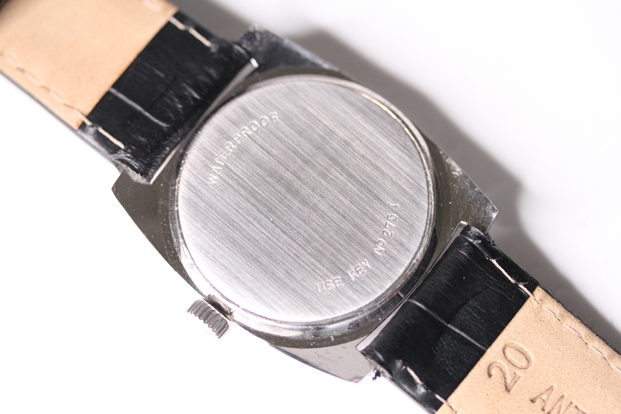 VINTAGE TISSOT CARROUSEL WRIST WATCH, circular black dial with orange outer minutes track, white - Image 2 of 2