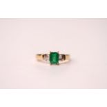 18ct yellow gold emerald-cut emerald and baguette diamond ring. Emerald 0.83ct. Diamonds 0.12ct