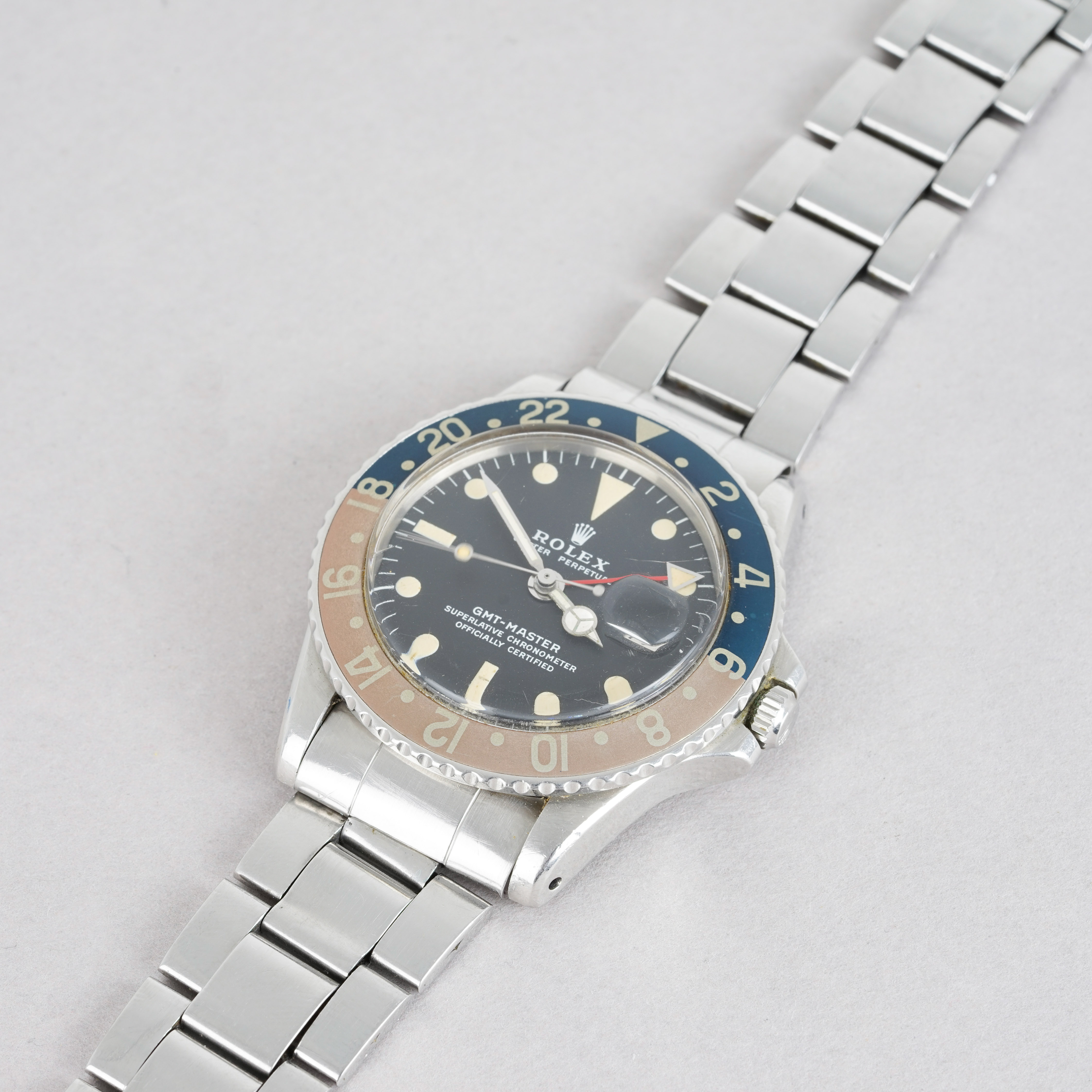 GENTLEMENS ROLEX OYSTER PERPETUAL DATE GMT MASTER PEPSI WRISTWATCH W/ BOX & GUARANTEE REF. 1675 - Image 2 of 4
