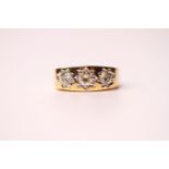 9ct yellow gold 3-stone star-effect RBC gypsy diamond ring. Diamonds 1.09ct (centre 0.40ct. Outer
