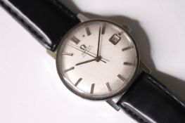 VINTAGE OMEGA AUTOMATIC WRISTWATCH, silver dial with applied hour markers, date at 3 0'clock, 33mm