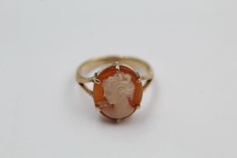 9ct Gold shell cameo ring 2.2 grams gross