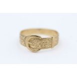 Vintage 9ct Gold engraved buckle ring 1.9 grams gross