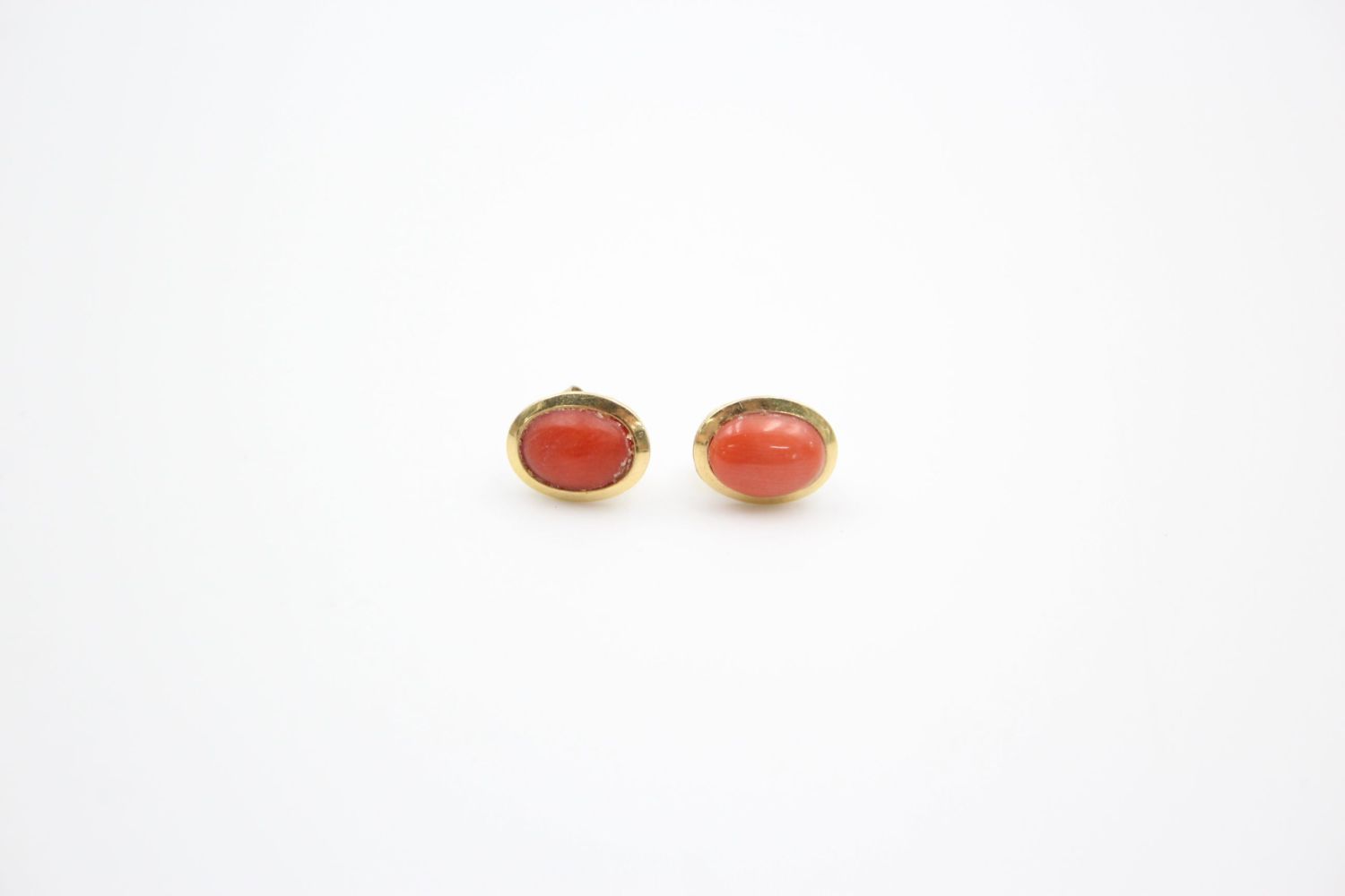 3 x 9ct gold gemstone stud earrings 2.9 grams gross - Image 5 of 11