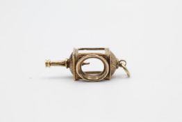 vintage 9ct gold lantern charm / pendant, missing stone 2.7 grams gross
