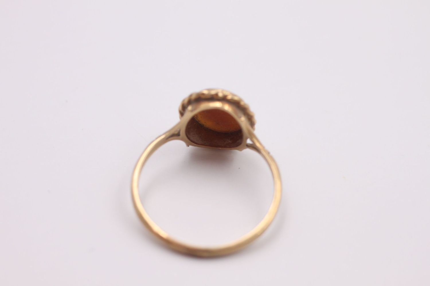 vintage 9ct gold carved shell cameo ring 1.8 grams gross - Image 3 of 4