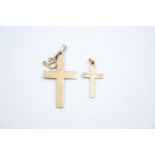 2 x 9ct gold cross pendants 2.2 grams gross