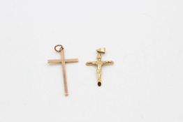 2 x 9ct gold crucifix and cross pendants 2.2 grams gross