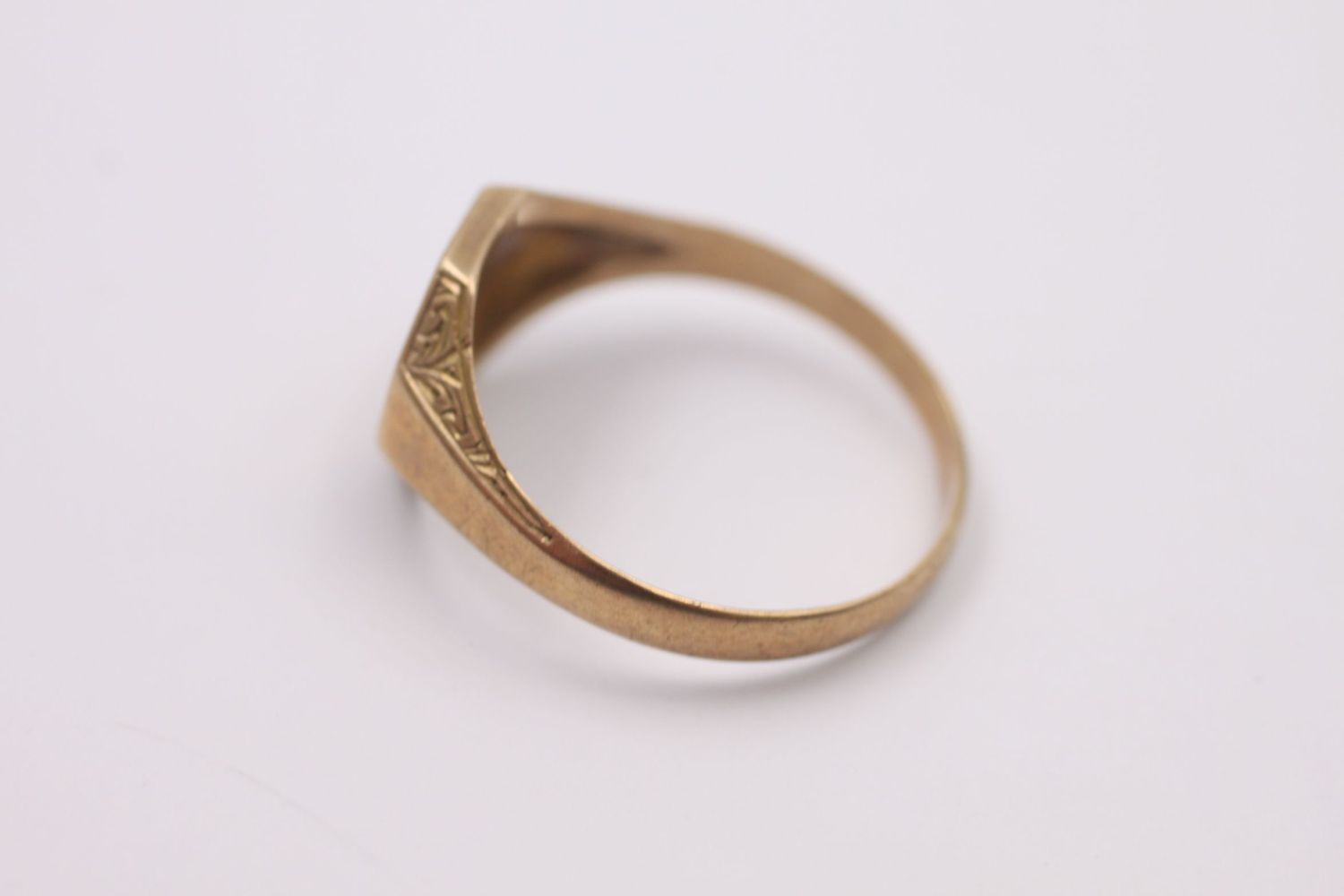 9ct gold vintage signet ring 2.9 grams gross - Image 3 of 5