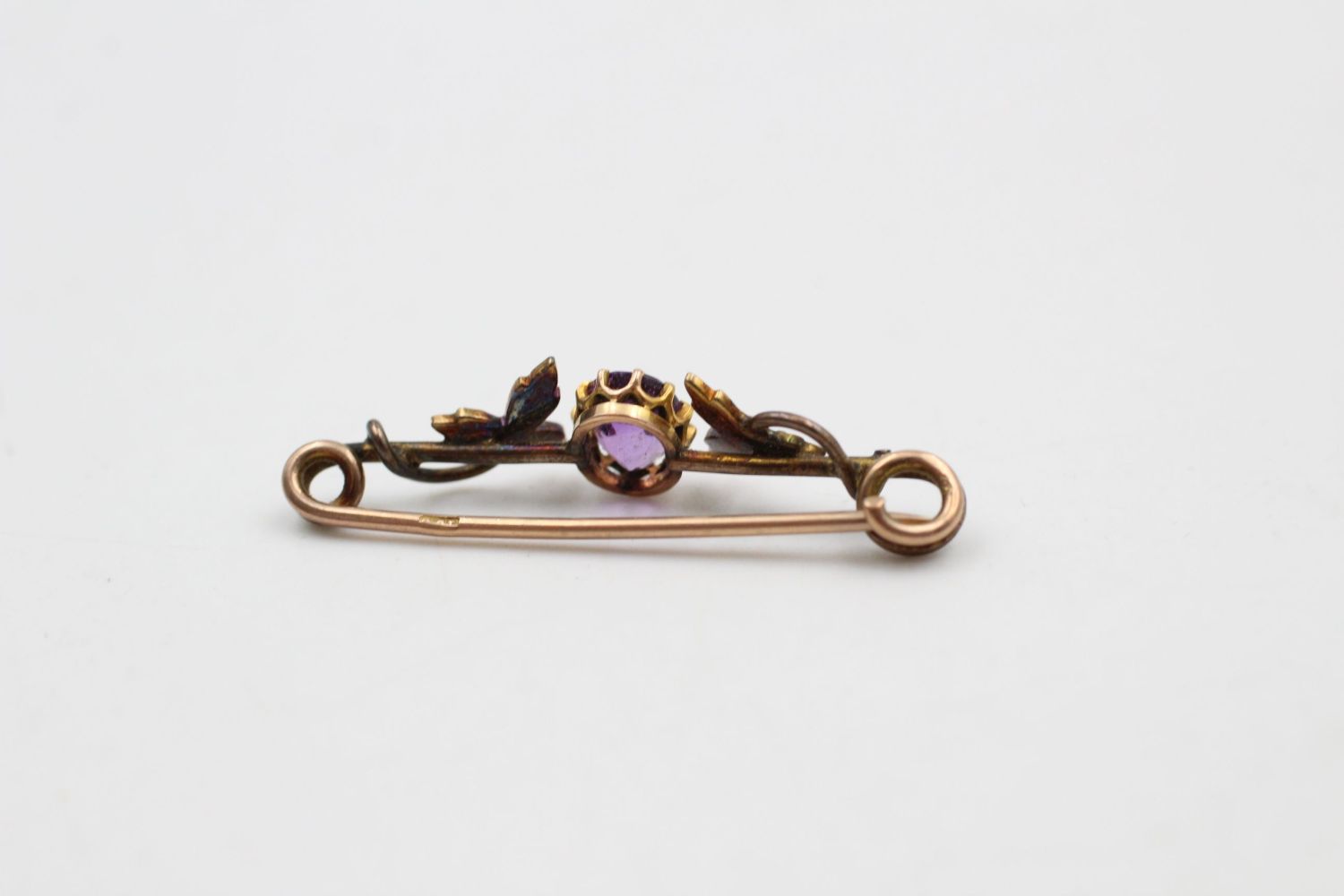 9ct gold amethyst and pearl antique bar brooch 2 grams gross - Image 4 of 4