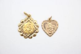 2 x 9ct gold st christopher pendants 1.7 grams gross