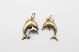 2 x 9ct gold dolphin pendants 1.1 grams gross