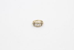 vintage 9ct gold two-tone '2000' cutwork ring 2.3 grams gross