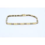 9ct gold diamond wave chain bracelet 8.5 grams gross