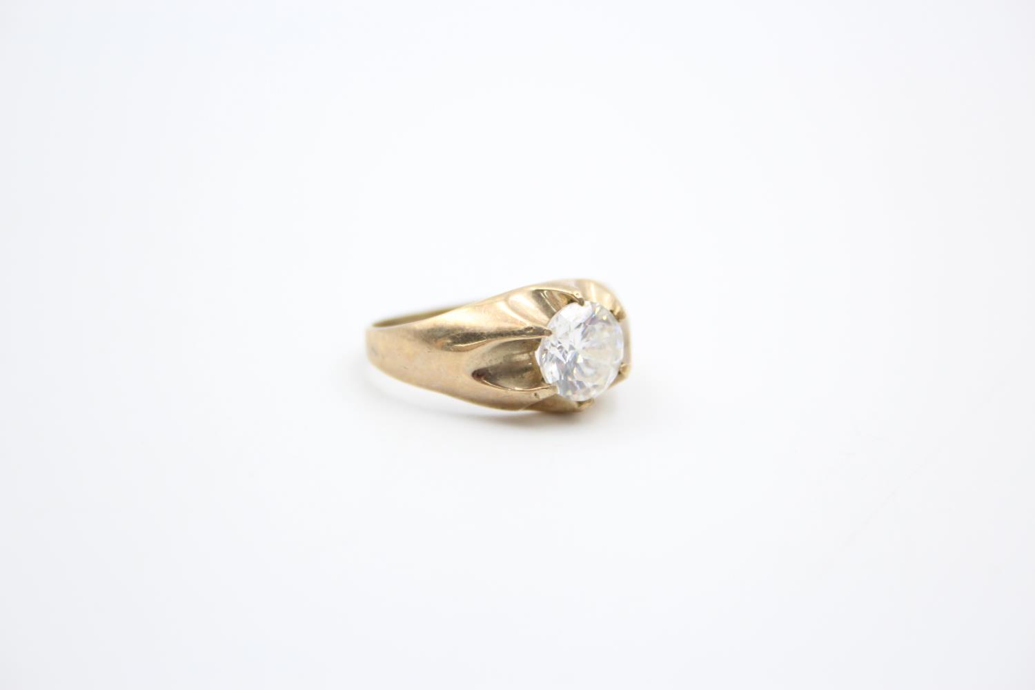 9ct Gold gemstone ring 4.2 grams gross - Image 5 of 5