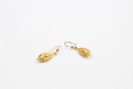 9ct gold puffed drop earrings 1.3 grams gross