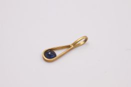 18ct Gold sapphire pendant 0.3 grams gross