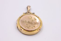 9ct gold vintage bird & floral etched locket 4.2 grams gross