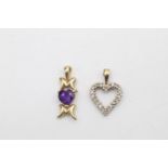 2 x 9ct gold gemstone heart pendants 1.6 grams gross