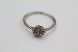 9ct White gold cluster ring 1.8 grams gross