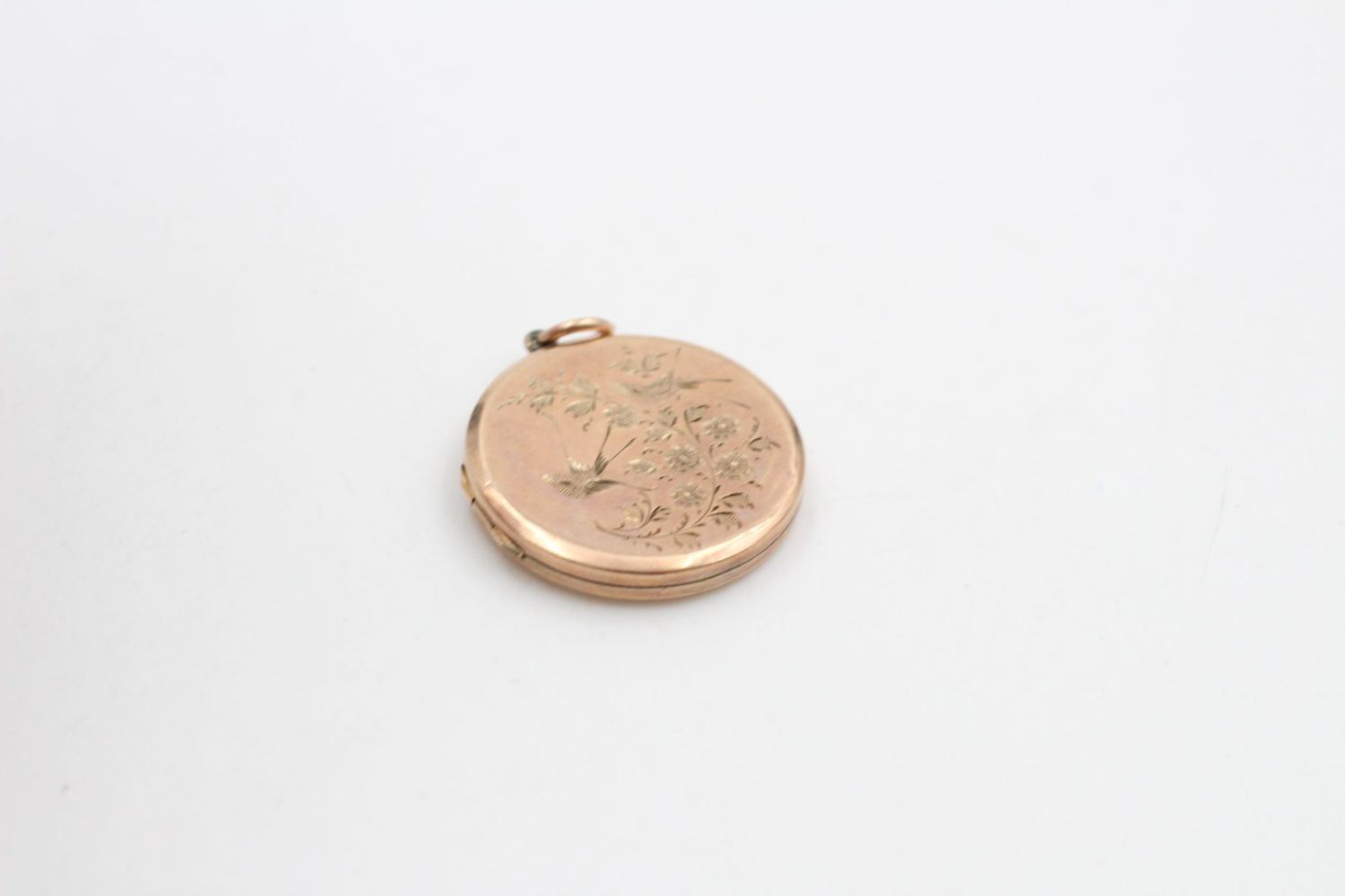 9ct Gold back & front aesthetic movement locket 4.6 grams gross - Image 4 of 5