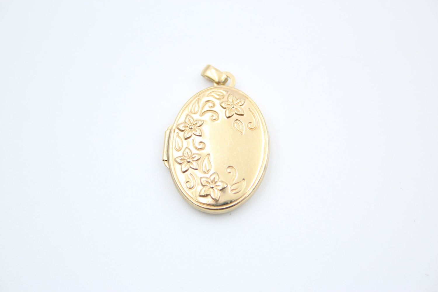 2 x 9ct gold patterned locket pendants 3 grams gross - Image 2 of 8