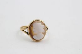 18ct Gold frame shell cameo ring 3.4 grams gross