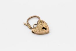 vintage 9ct gold scrolling design heart padlock clasp 0.4 grams gross