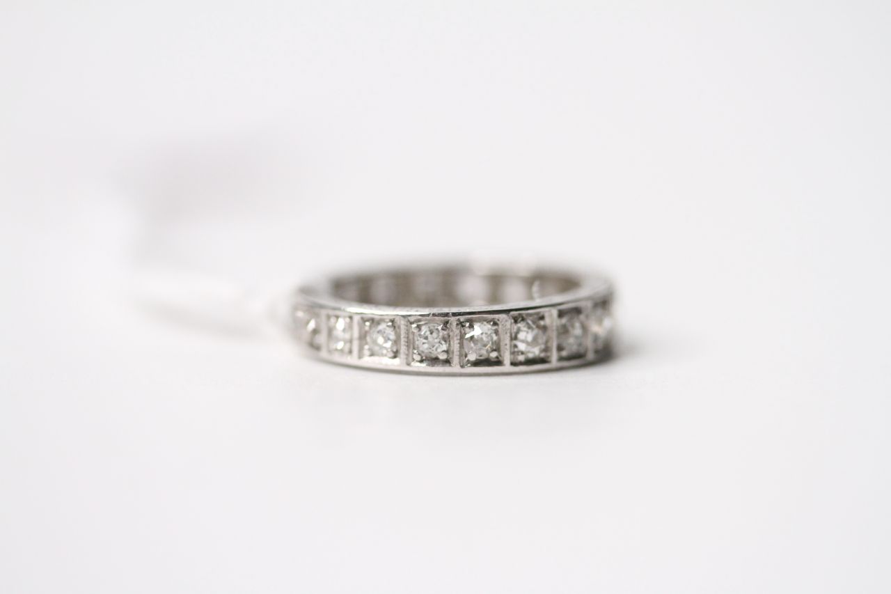 Diamond Full Eternity Ring, set with old cut diamonds, platinum, size L, 5.3g. - Image 2 of 3