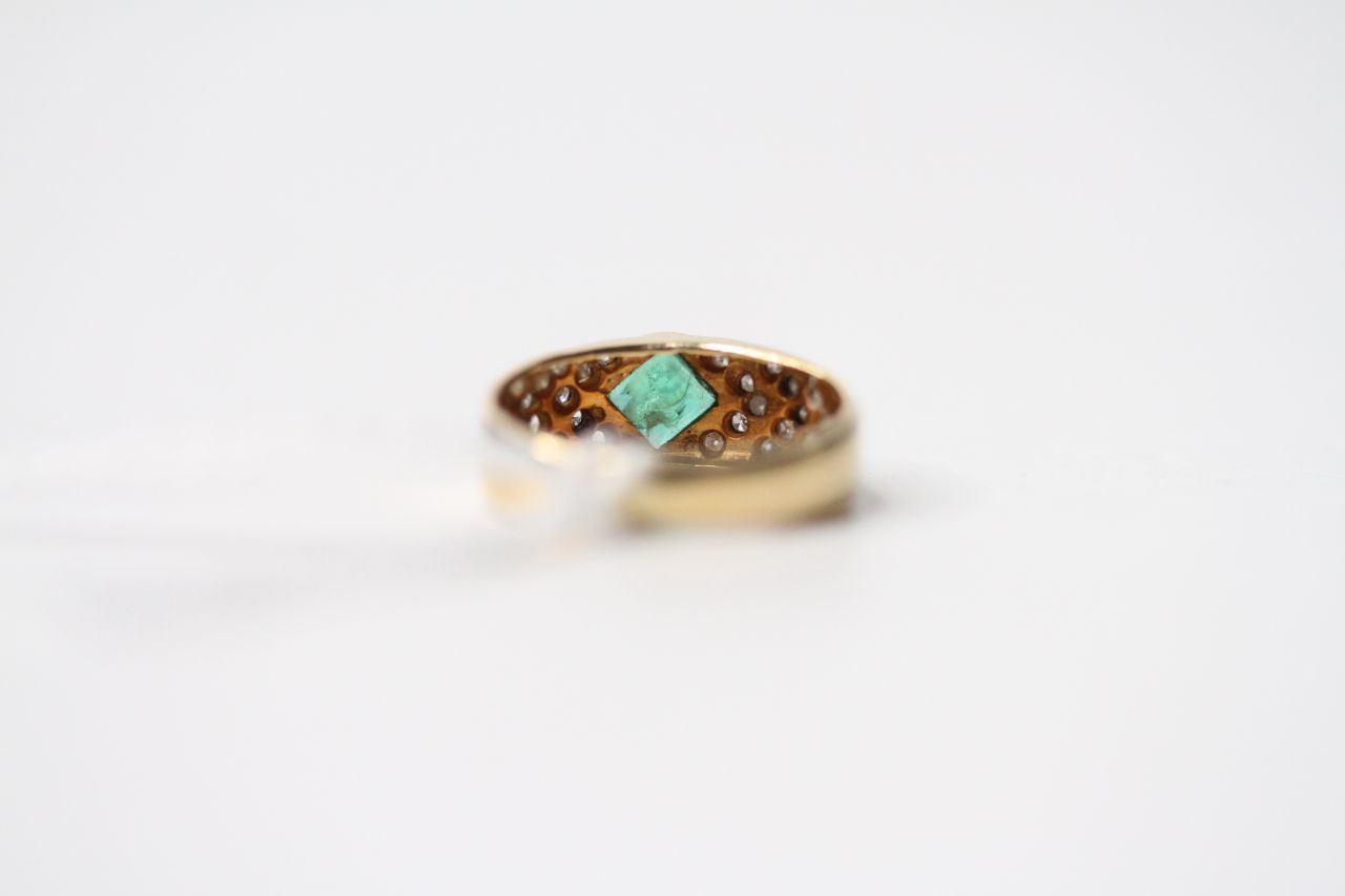 Emerald & Diamond Christou Ring, stamped 18ct yellow gold, size G, 2.9g. - Image 3 of 3