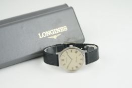 GENTLEMENS LONGINES FLAGSHIP WRISTWATCH, circular linen dial with roman numeral hour markers and