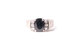 Sapphire & Diamond Ring, 18ct white gold, size Q, 7.9g.