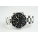 GENTLEMENS ORIS AUTOMATIC DIVERS WRISTWATCH, circular wave finished black dial with hour markers and