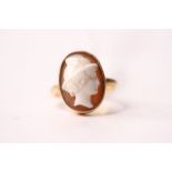 Shell Cameo Ring, size G, 3.7g.