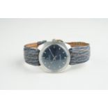 GENTLEMENS OMEGA SEAMASTER COSMIC WRISTWATCH, circular blue dial with block hour markers and