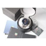 TAG HEUER CARRERA CHRONOGRAPH BOX AND PAPERS 2006, circular sunburst blue dial with baton hour