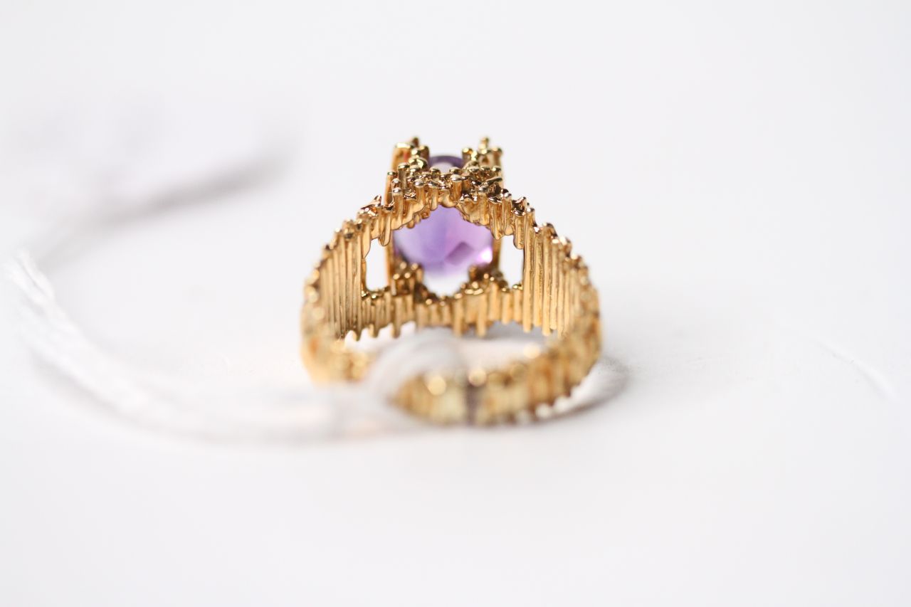 Retro Style Amethyst Ring, set with an oval cut amethyst, 14ct gold, size M1/2. - Image 3 of 3