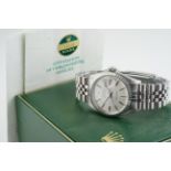 GENTLEMENS ROLEX OYSTER PERPETUAL DATEJUST WRISTWATCH W/ BOX GUARANTEE FULL SET REF. 16030 CIRCA