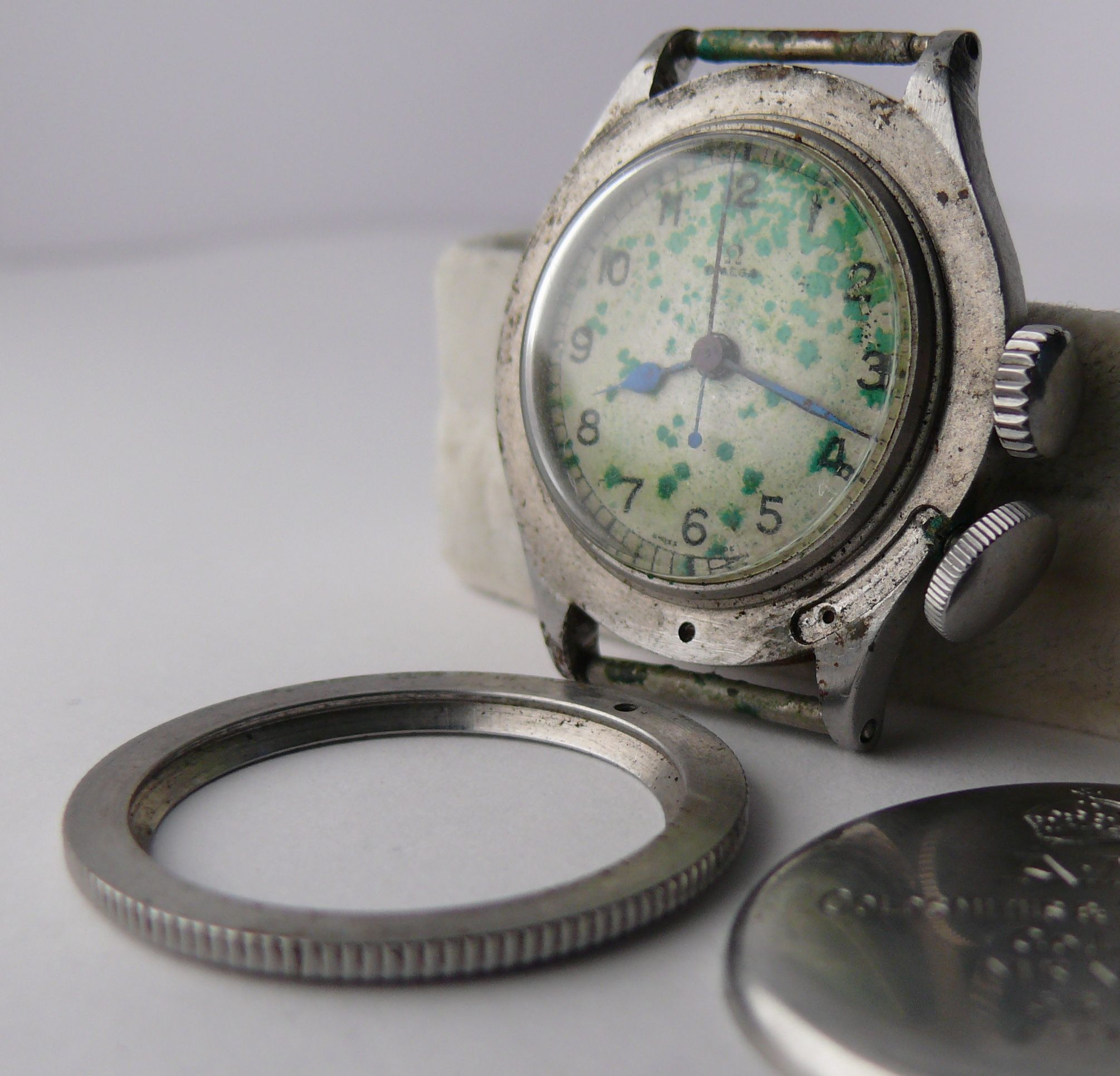 1940 WW2 Vintage Gents Omega RAF Weems Wristwatch Ref 6B 159. A very rare and collectable model, - Image 15 of 15